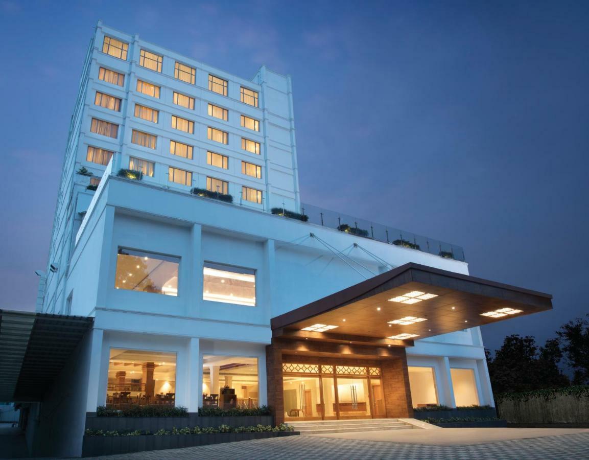 Monsoon Empress Kochi Hotell Exteriör bild